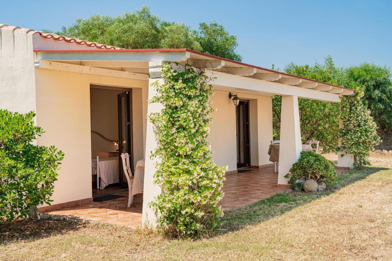 Borgo Alba Barona Turismo Rurale Гольфо-Аранчи Экстерьер фото